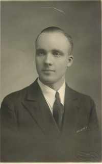 Fred Moroni Weenig (1906 - 1981) Profile